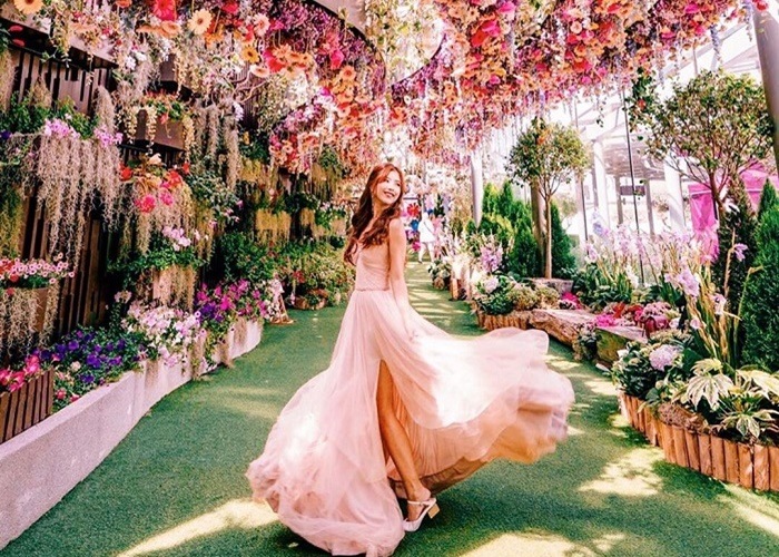 Vườn hoa treo Floral Fantasy – Điểm check in đẹp mỹ mãn ở Singapore