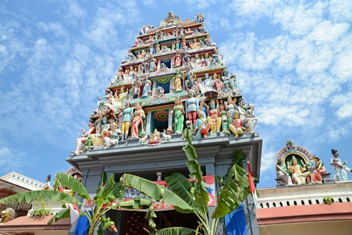 Đền Sri Mariamman – Tuyệt tác kiến trúc Hindu giữa lòng Singapore