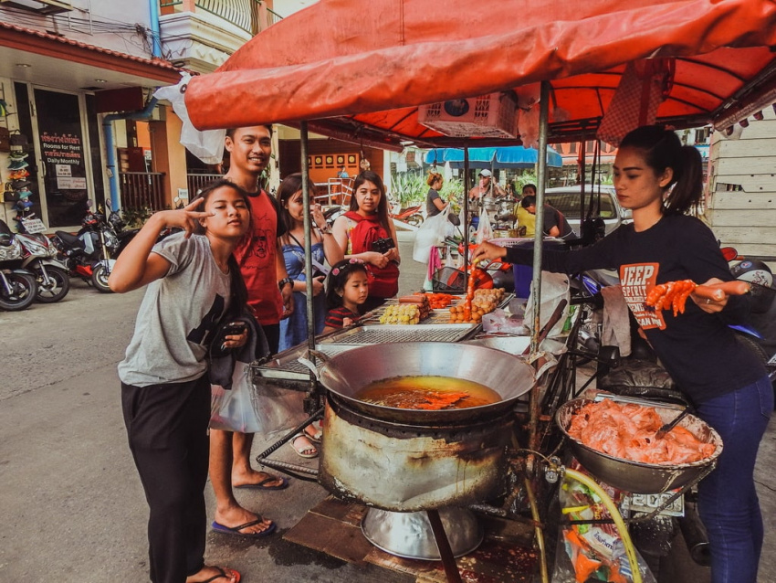 Ăn No Nê Khi Đến Với Top 5 Khu Ăn Uống Ở Phuket Thái Lan