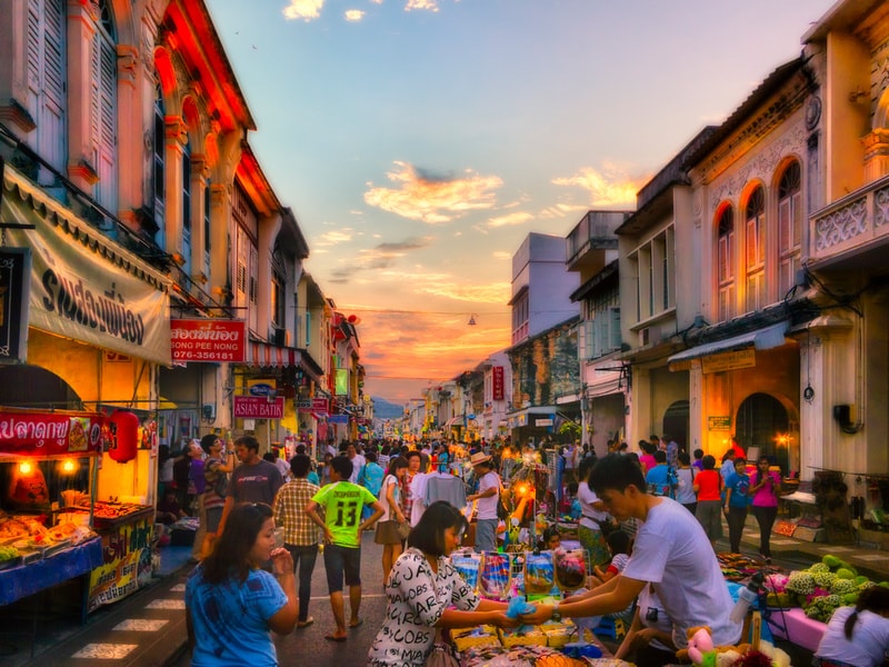 trải nghiệm hấp dẫn đáng nhớ tại phố du lịch ở phuket