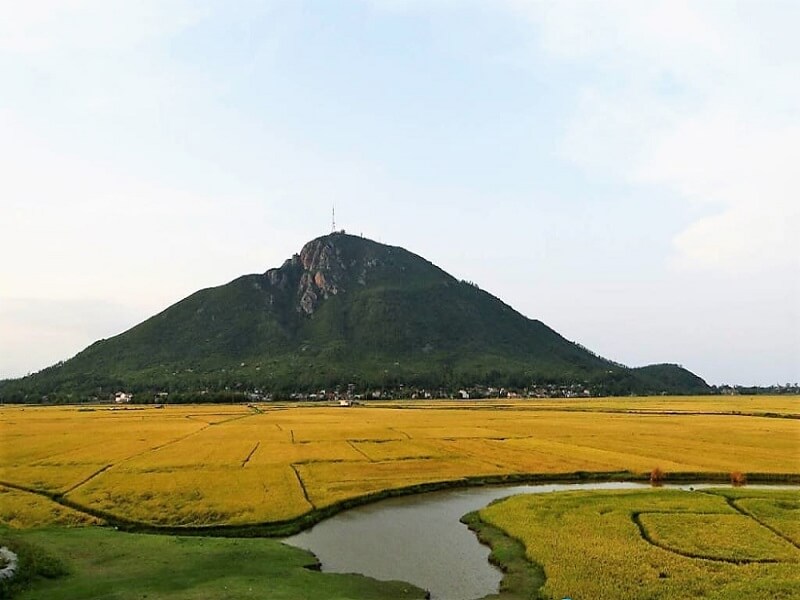 núi chóp chài phú yên, địa điểm du lịch phú yên, cảnh đẹp phú yên, núi chóp chài - biểu tượng phú yên【vạn người mê】