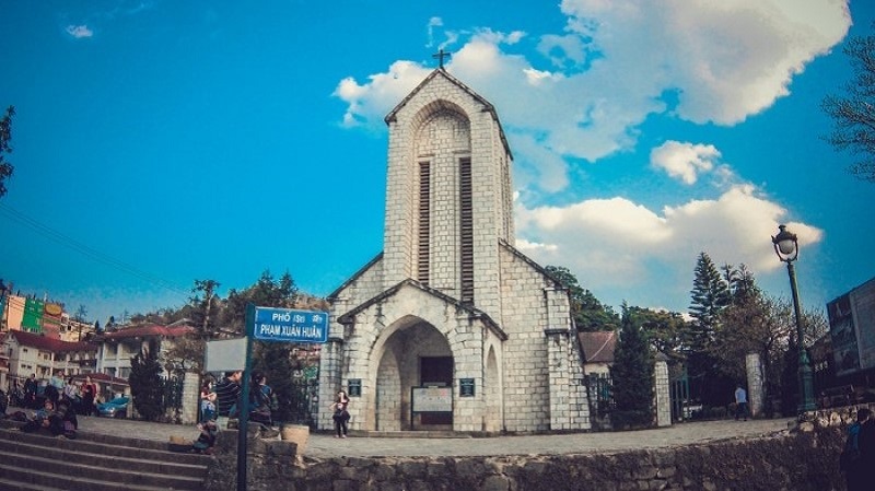Nhà thờ đá Sapa – Khám phá vẻ đẹp kiến trúc cổ kính