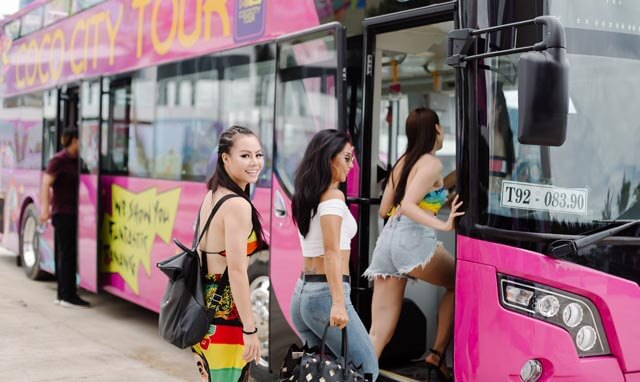 vi vu thành phố cùng vé xe bus 2 tầng coco bus đà nẵng