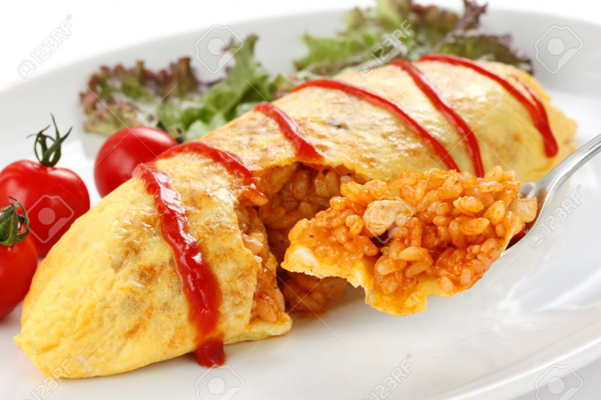 omurice – cơm cuộn trứng kiểu nhật cho bữa ăn ấm lòng