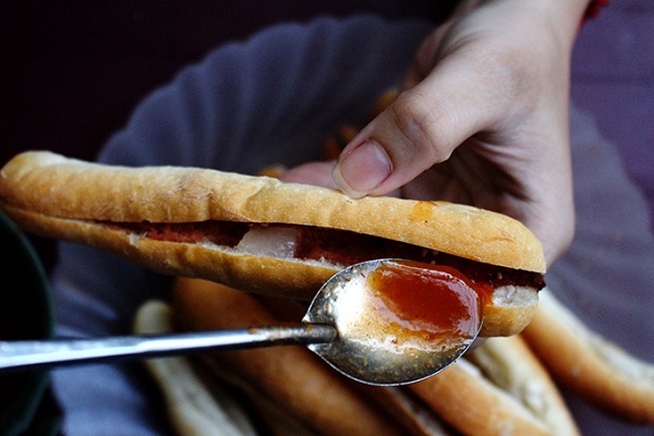 10 địa chỉ bán bánh mì cay Hải Phòng ngon