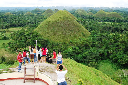 vẻ đẹp tự nhiên của ngọn đồi “sô-cô-la” ở philippines