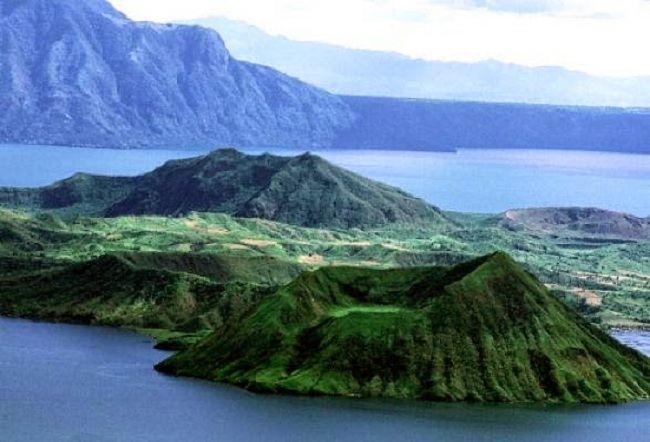 tham quan ngọn núi lửa taal ở philippines
