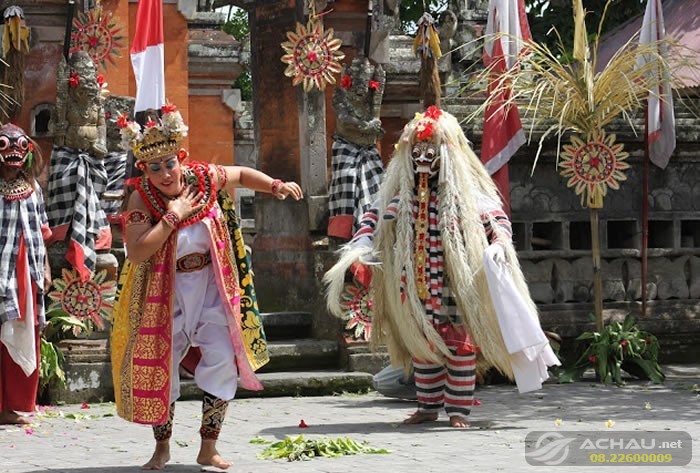 tham quan ngôi làng batubulan nằm trên đảo bali