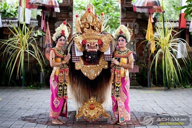 tham quan ngôi làng batubulan nằm trên đảo bali