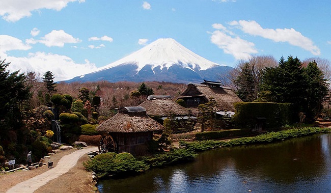làng văn hóa oshino hakkai – tìm lại sự thanh bình trong trẻo