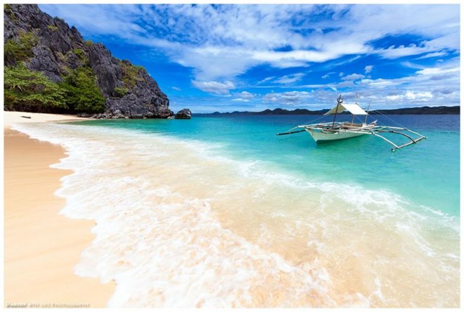 những bãi biển đẹp ở philippines thu hút khách du lịch