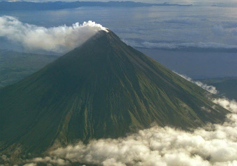 du lịch ngọn núi lửa mayon ở philippineses