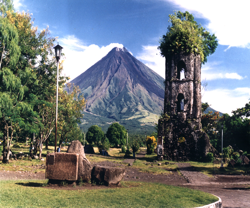 du lịch ngọn núi lửa mayon ở philippineses