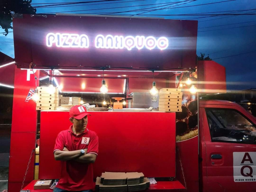 Mới lạ với xe pizza lưu động tại Tháp Bà – Nha Trang