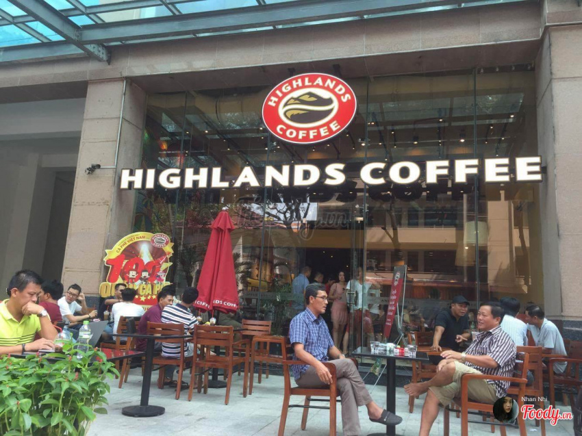highland coffee nha trang, nha trang uống gì, quán cafe tại nha trang, điều gì thu hút khách đến highland coffee nha trang?