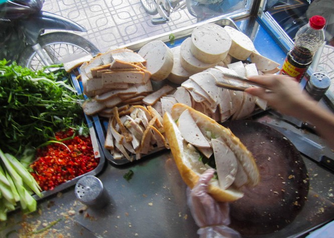 “Tất tần tật” những tiệm bánh mì ngon tại Nha Trang