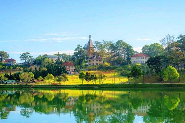 Top những khách sạn gần hồ Xuân Hương được đánh giá cao nhất