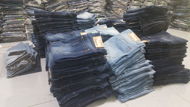top 18 xưởng may quần jean giá rẻ uy tín nhất tại tphcm