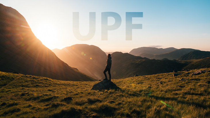 Chỉ số chống nắng UPF là gì? Tại sao nên sử dụng quần áo chống nắng khi đi trekking?