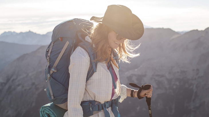 dã ngoại, leo núi, trekking, chỉ số chống nắng upf là gì? tại sao nên sử dụng quần áo chống nắng khi đi trekking?