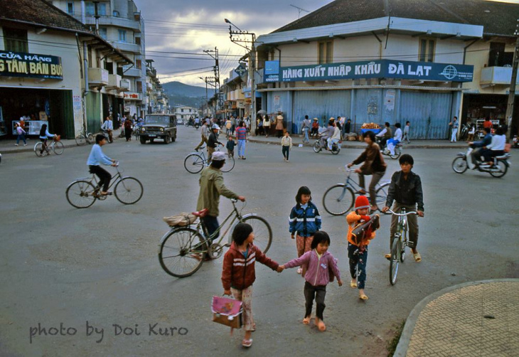 Những quán cà phê và phố xá Đà Lạt cuối thập niên 1980