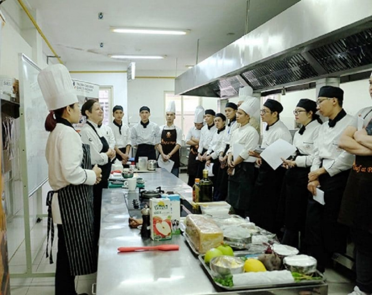 dạy nấu ăn ở đà nẵng, top 10 trung tâm dạy nấu ăn đà nẵng uy tín chuyên nghiệp