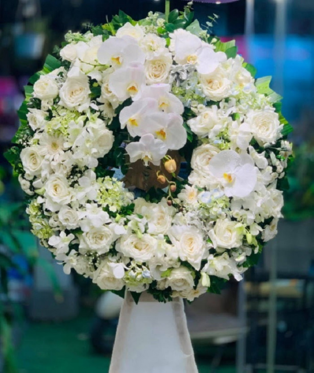 7 lẵng hoa tang lễ giá rẻ bán chạy nhất tại hoa tươi 9x