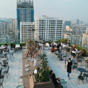 TOP 8 quán cafe rooftop Hà Nội ngắm toàn thành phố cực đỉnh