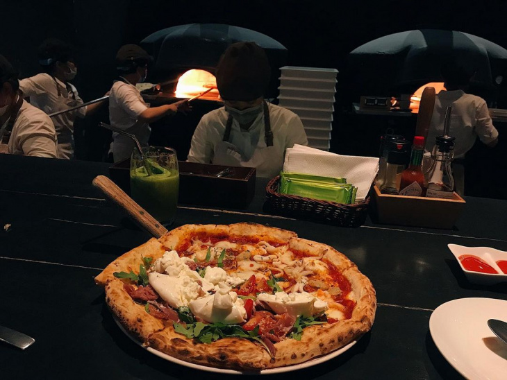 Cùng đi khám phá “tất tần tật” 10 quán Pizza tại Quận 7 ngon bổ rẻ