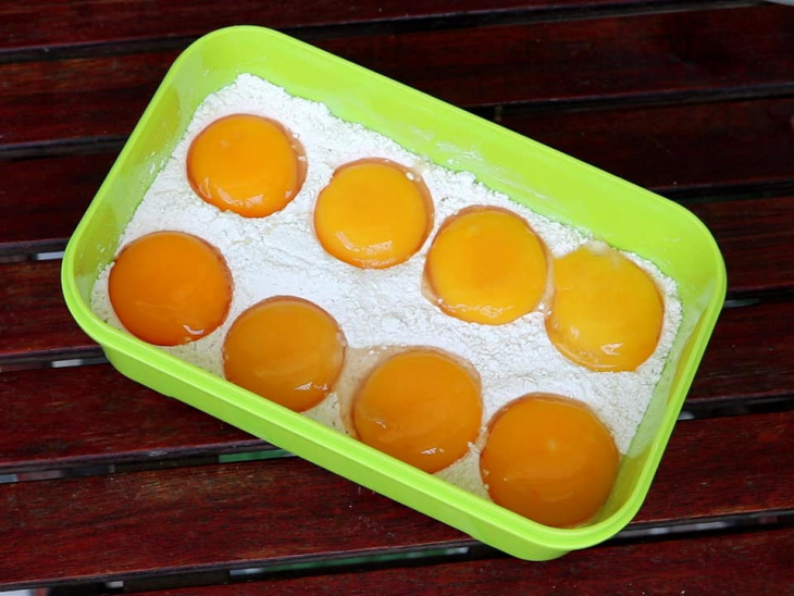 bỏ túi cách làm trứng muối nhanh và đơn giản tại nhà