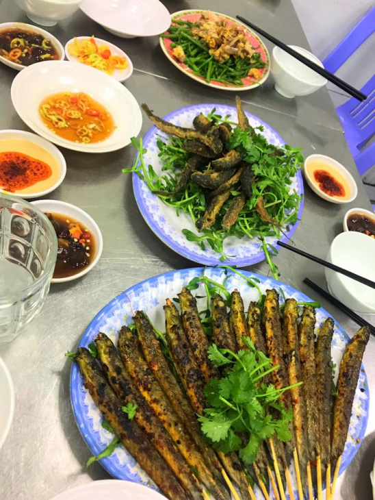 Review lẩu cá kèo Nguyễn Thông mấy mươi năm vẫn một hương vị