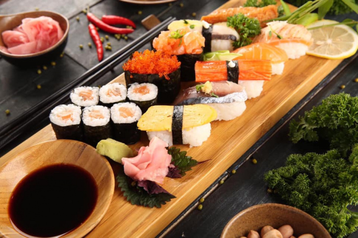 ăn chơi hà nội, buffet, khám phá hà nội, top 5 quán buffet sushi hà nội ngon và đắt khách nhất