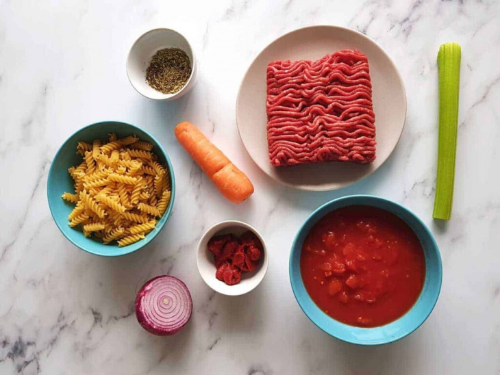 bữa tối, bữa trưa, món xào, trổ tài 2 cách làm thịt bò băm sốt cà chua đơn giản, dễ làm