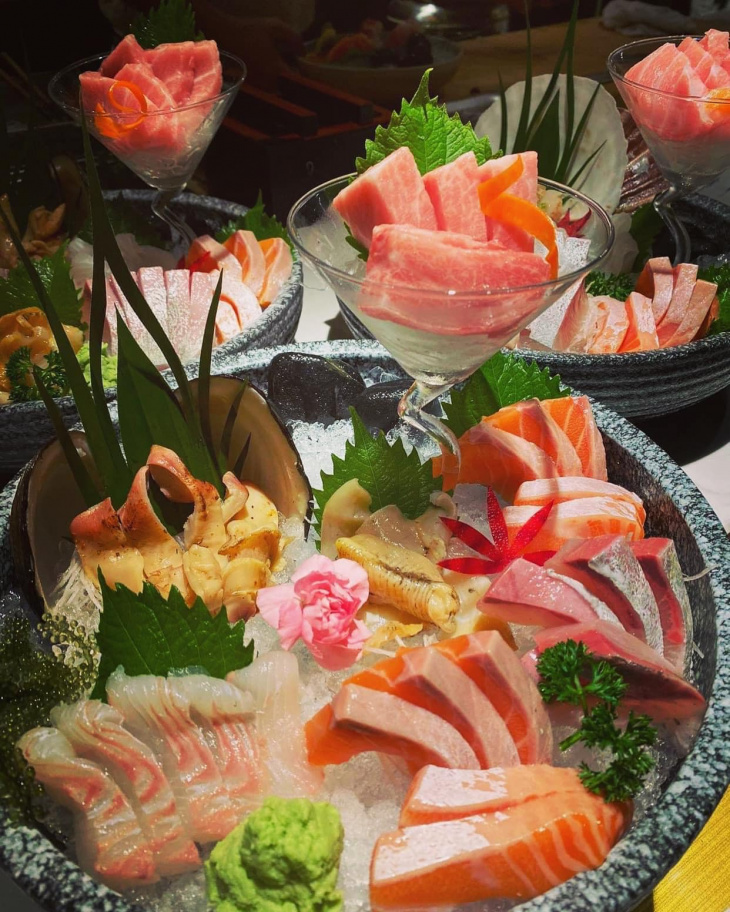 ăn chơi hà nội, nhà hàng nhân sushi nguyễn thị định cầu giấy có ngon không?