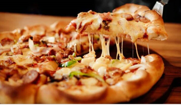 ăn chơi sài gòn, pizza, lập team ăn sập pizza company lê văn sỹ: pizza ngon quên lối về