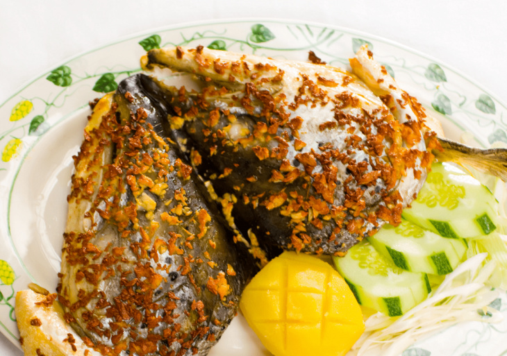 bữa tối, món nướng, 3 cách làm đầu cá hồi nướng cực gây nghiện