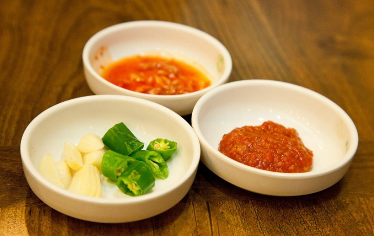 3 cách làm nước chấm thịt nướng Hàn Quốc chuẩn như người bản xứ