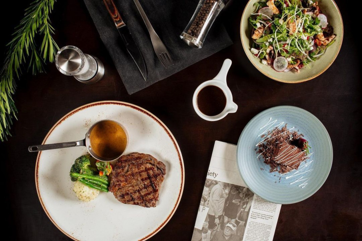 ăn chơi hà nội, moo beef steak nguyễn khánh toàn – địa chỉ hẹn hò cho các cặp đôi