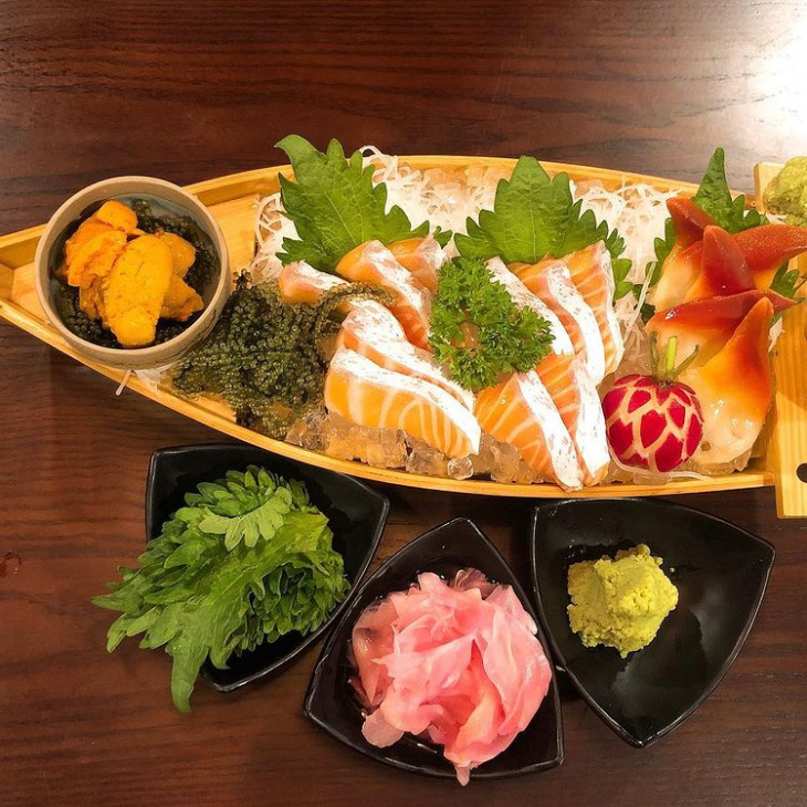ăn chơi sài gòn, khám phá sài gòn, lưu ngay 9 nhà hàng sushi quận 3 hội tụ đầy đủ sắc – vị – hương