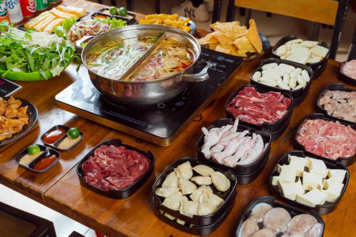 10+ Quán buffet nướng Hà Nội từ bình dân đến sang chảnh