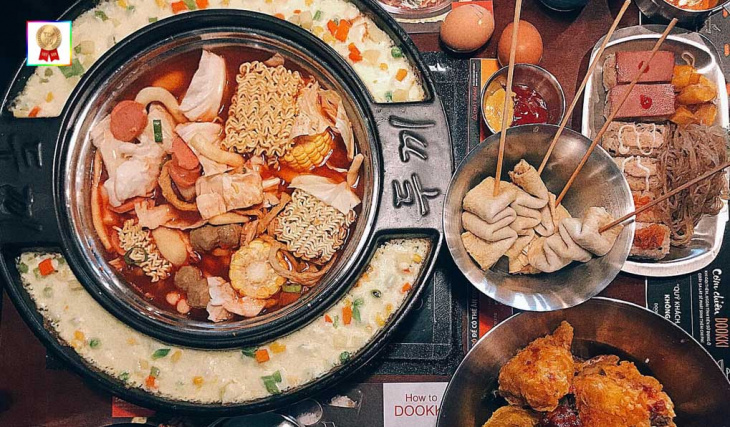 Có gì ở Dookki Times City – quán ăn Hàn Quốc đông nghịt khách?