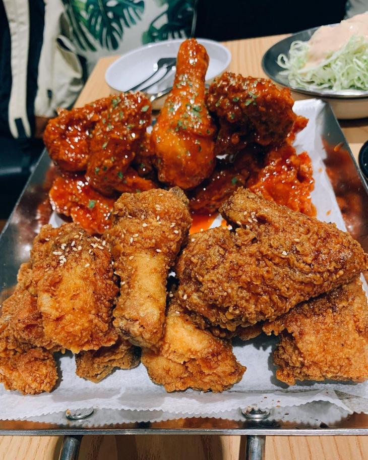 eat in hanoi, discover hanoi, #10 delicious korean fried chicken restaurant in hanoi