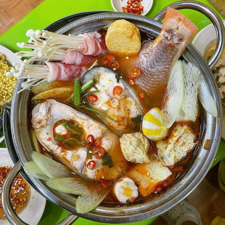 ăn chơi hà nội, khám phá hà nội, lẩu, no bụng với 7 nhà hàng lẩu cá tầm hà nội chất lượng từ đồ ăn đến giá cả