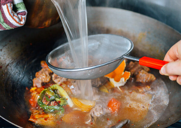 món bún, món nước, cách nấu bún bò sốt vang đơn giản mà siêu ngon tại nhà
