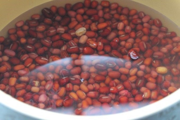 Cách làm chè đậu đỏ nước cốt dừa siêu ngon tại nhà
