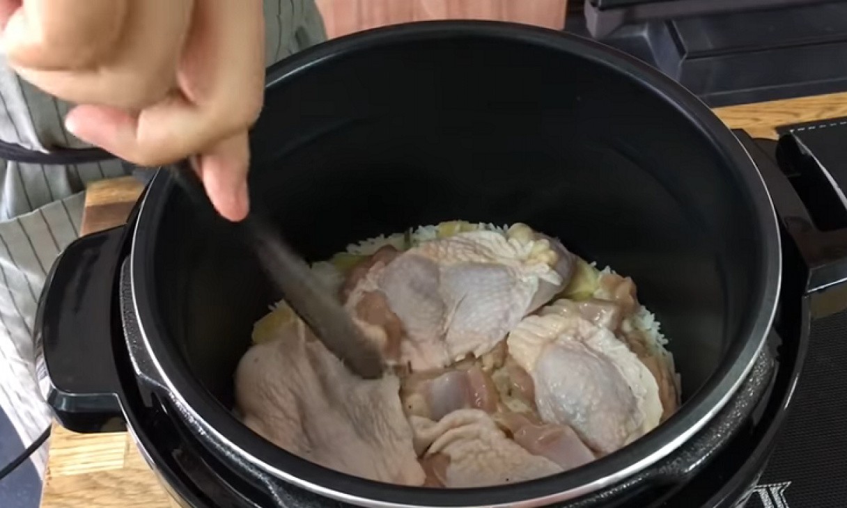 nấu cơm gà bằng nồi cơm điện siêu đơn giản siêu tiết kiệm thời gian