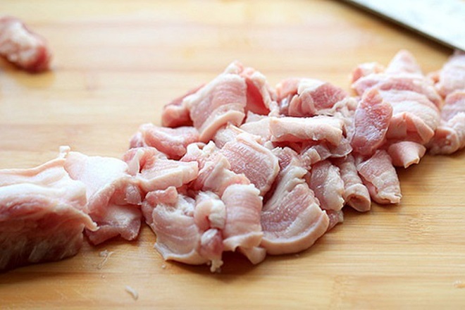 cách nấu thịt lợn xào sả ớt ngon đậm vị cho cả nhà