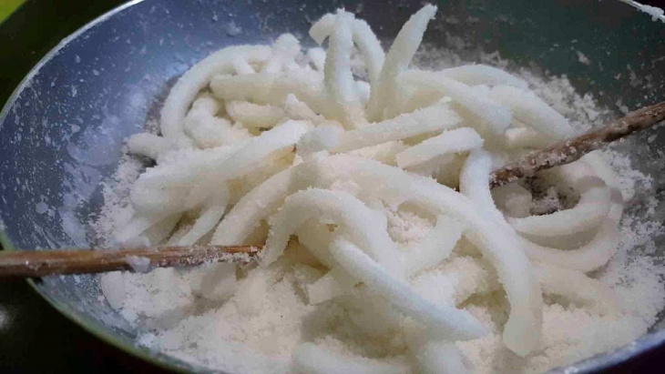 cách làm mứt dừa sữa trắng tinh – món ăn dành cho những người hảo ngọt