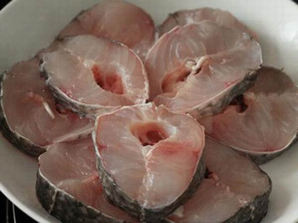 Cách làm cá trôi kho dẻo thơm cực bắt cơm tại nhà