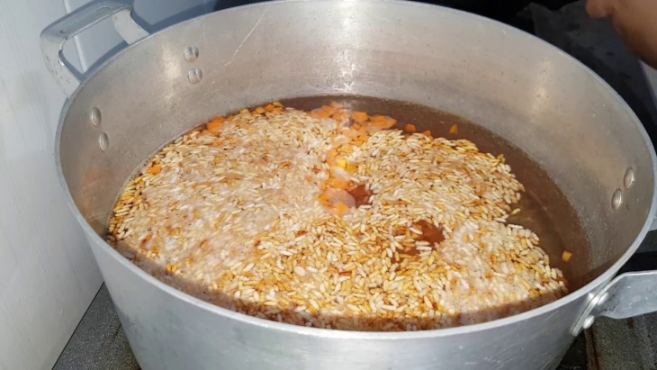 cách nấu cháo gạo rang cực đơn giản với công thức siêu dễ